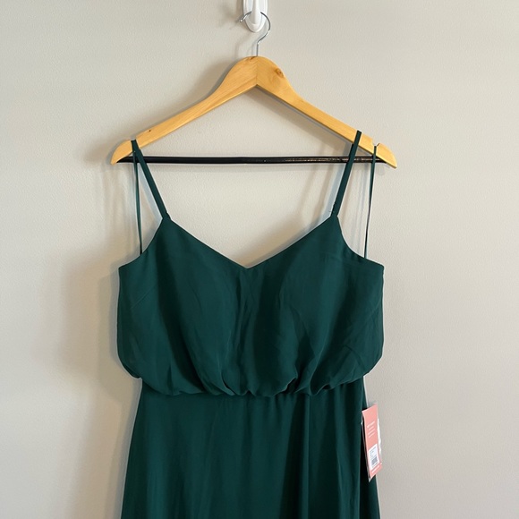 *NWT* Birdy Grey Gwennie Chiffon Emerald Bridesmaid Dress With Slit Size M - Picture 6 of 12